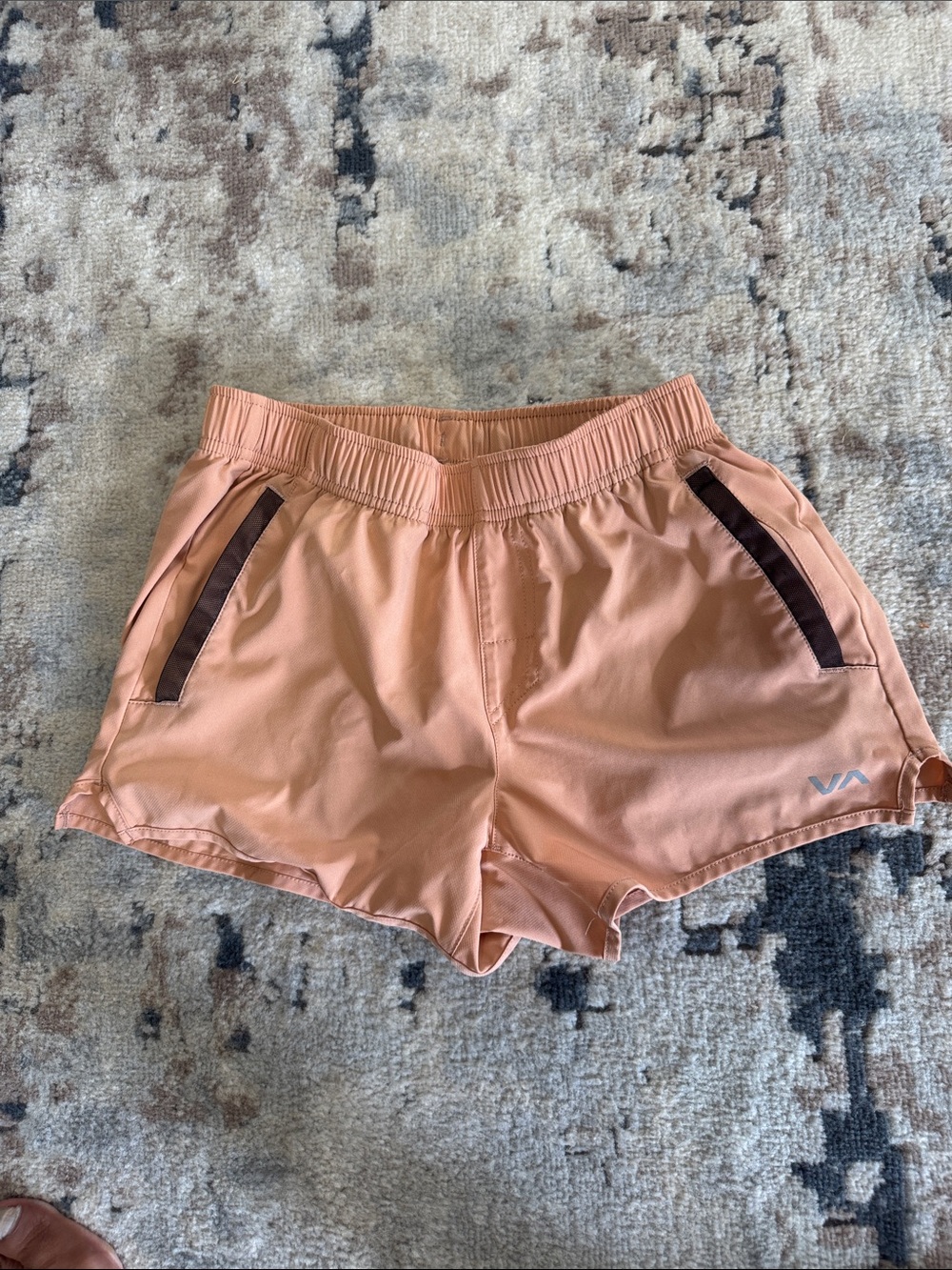 RVCA XS light peach shorts